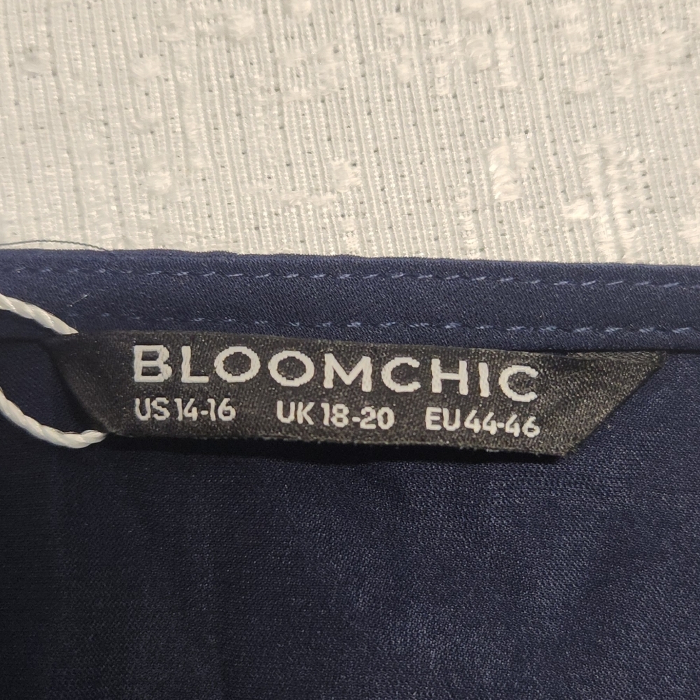 BLOOMCHIC SIZE 18/20.Elegant Two Colors - Picture 4 of 9